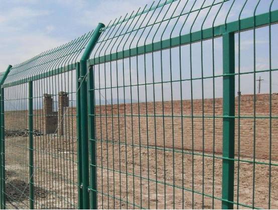 怎样挑选优质的框架护栏网 全面指南与选购要点